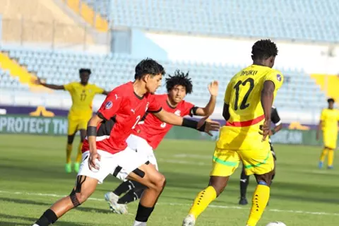 إلى الأشواط الإضافية.. غانا تهدد حلم منتخب مصر للشباب (فيديو)